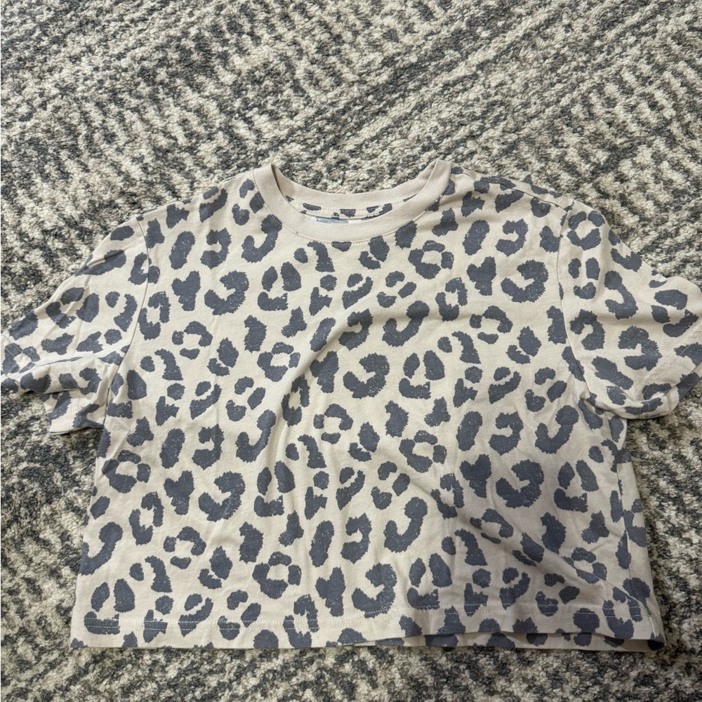 Target Chetah print Crop top